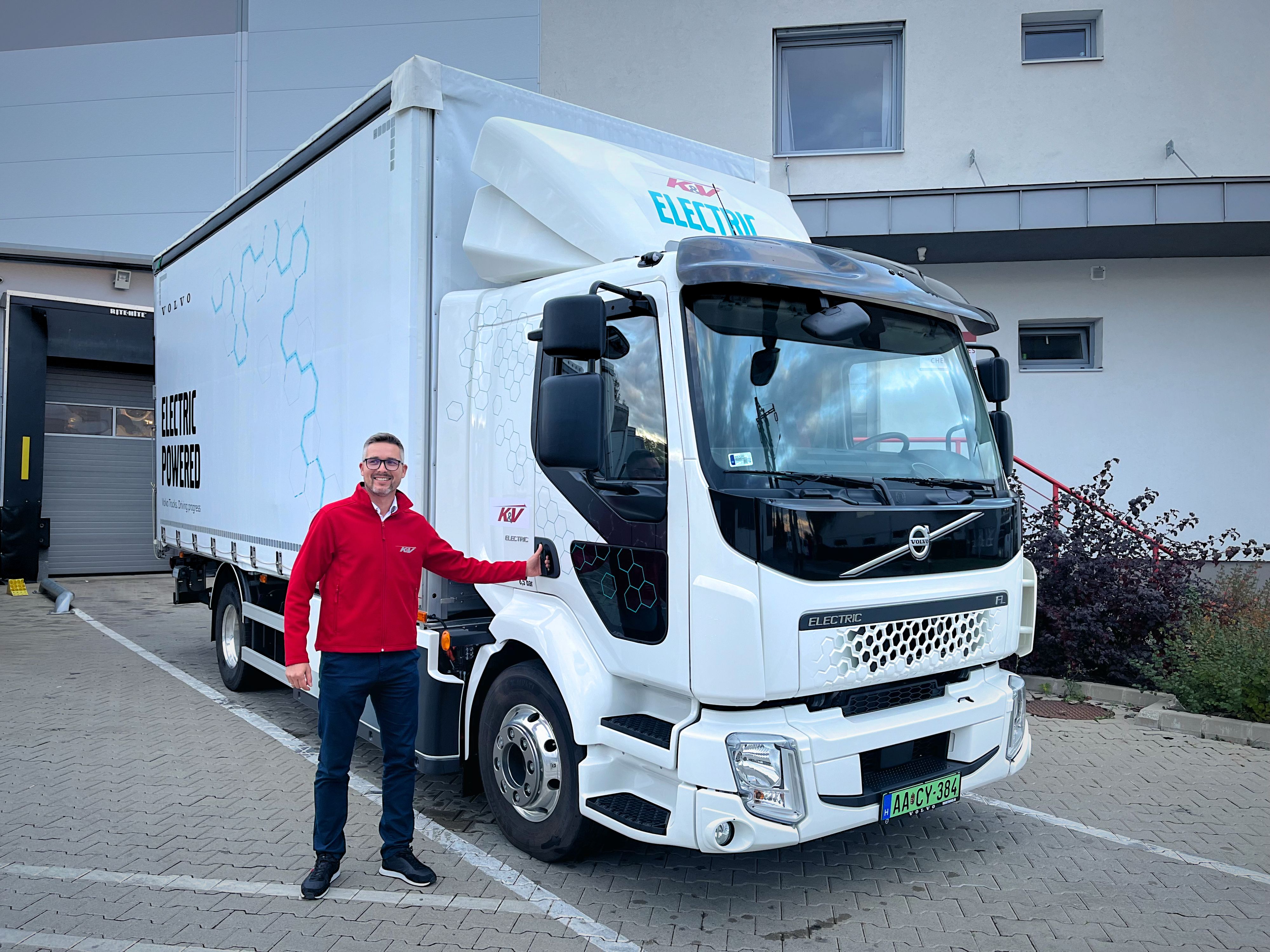 Elektromos Volvo járművet teszteltünk