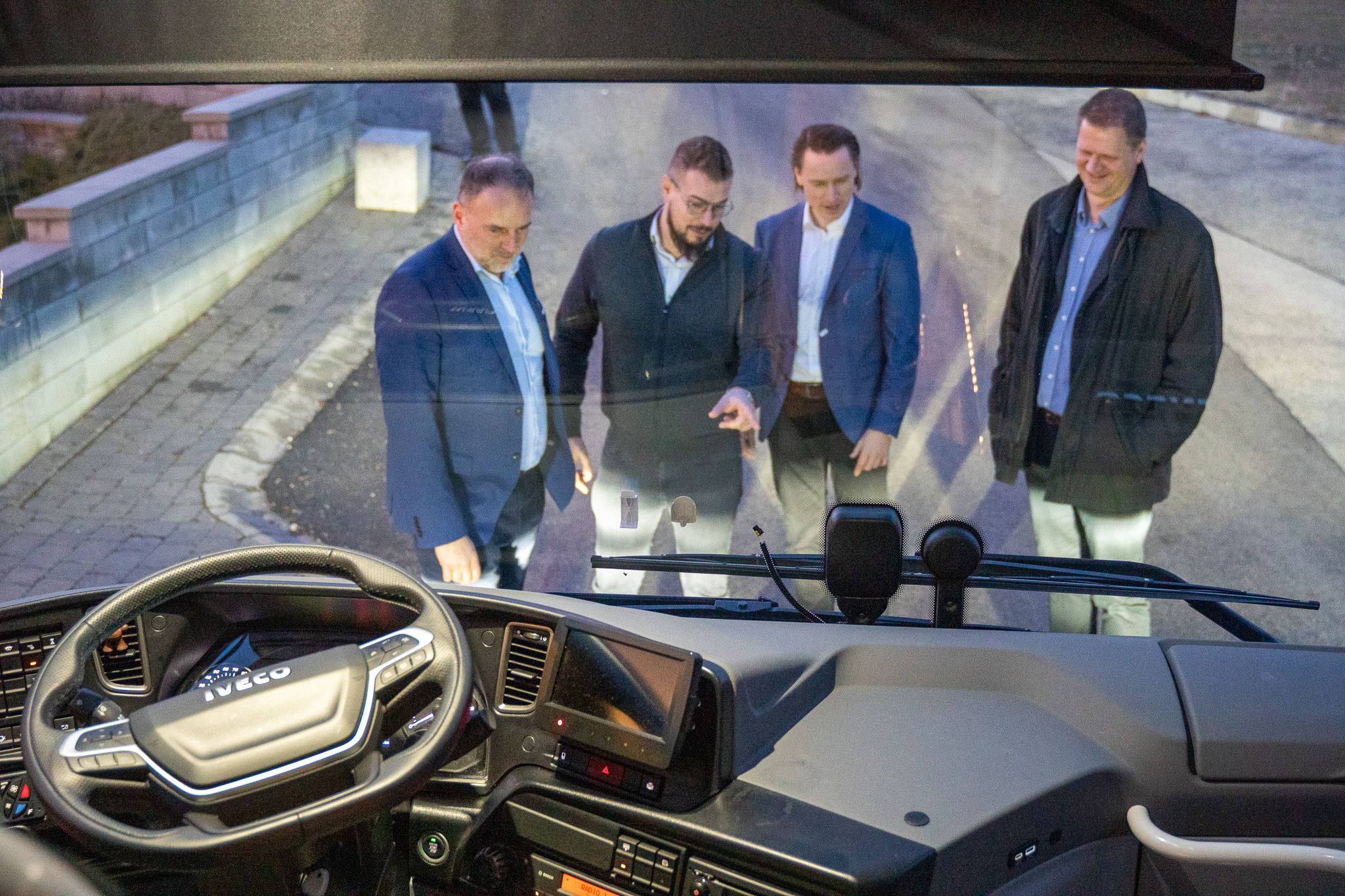 Fenntartható és innovatív személyszállítás: új lehetőségek a K&V flottájában