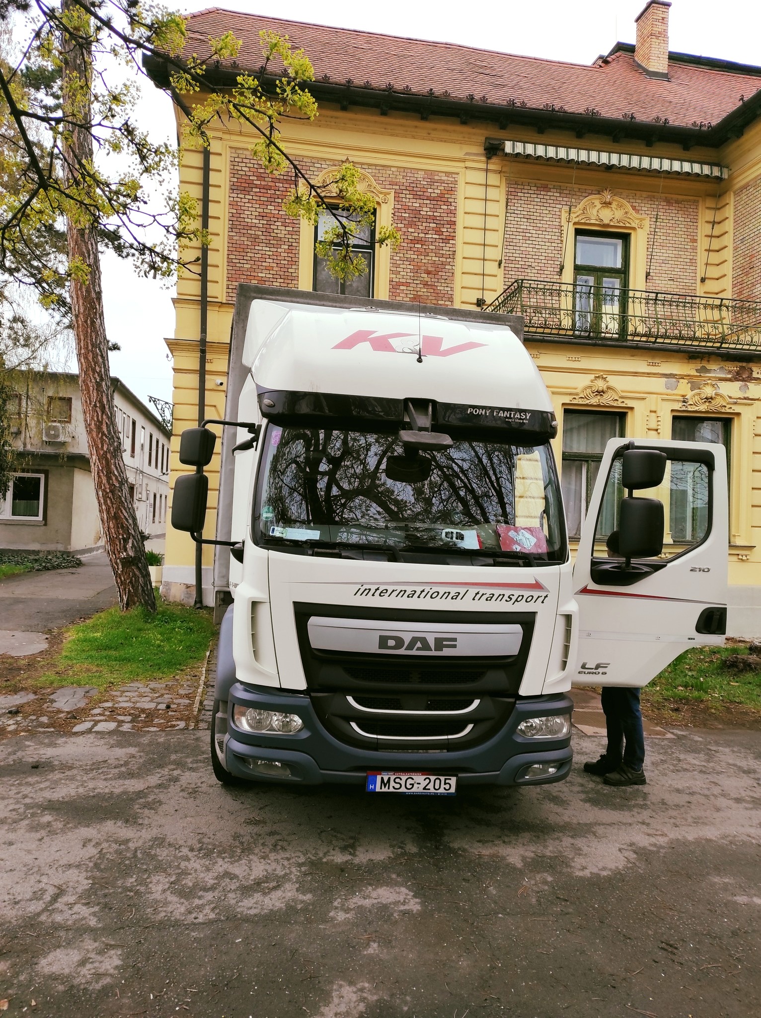 Közösen segítünk: úton az Élelmiszerbank adományai